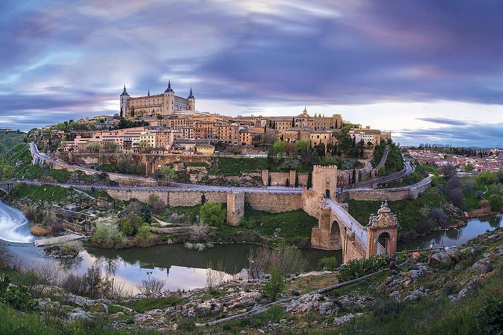 Stay Toletvm Apartametos Turisticos Toledo Exterior photo