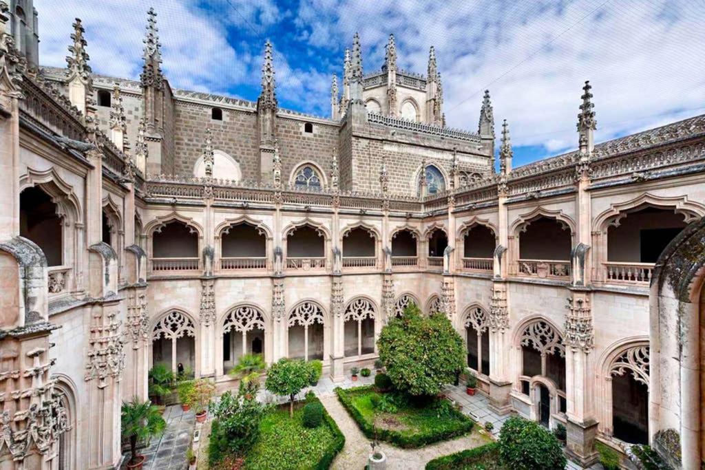 Stay Toletvm Apartametos Turisticos Toledo Exterior photo