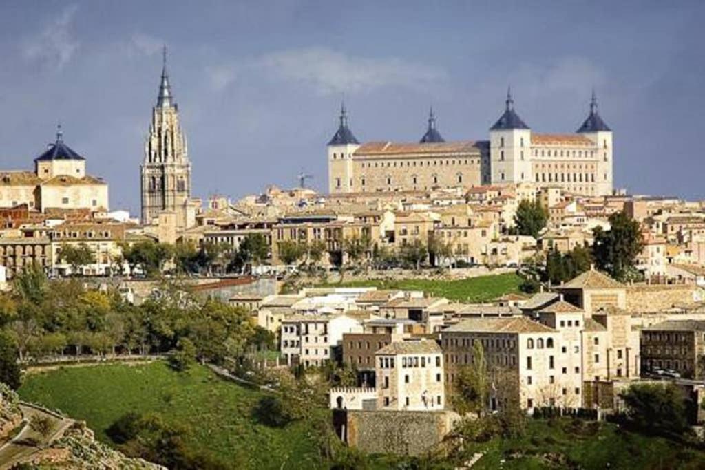 Stay Toletvm Apartametos Turisticos Toledo Exterior photo